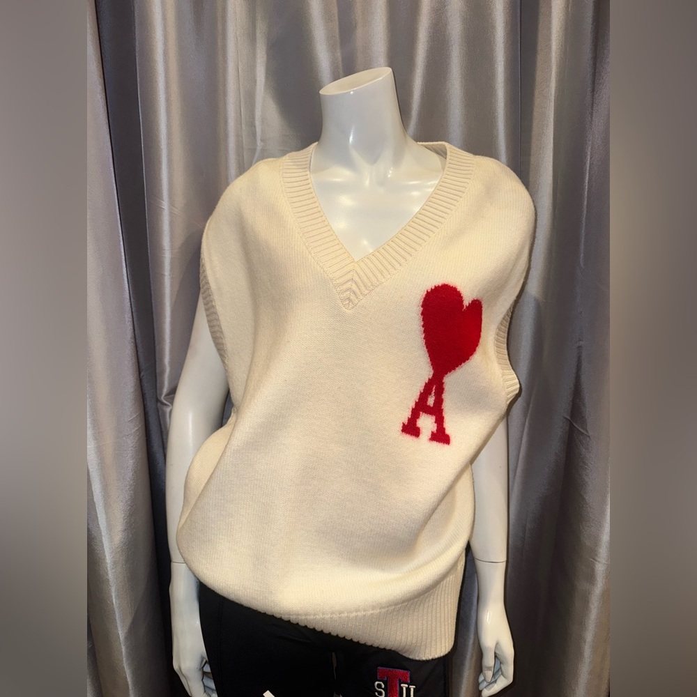 Never Worn! Ami Paris Women's Cream Sweater with Red Heart Detail